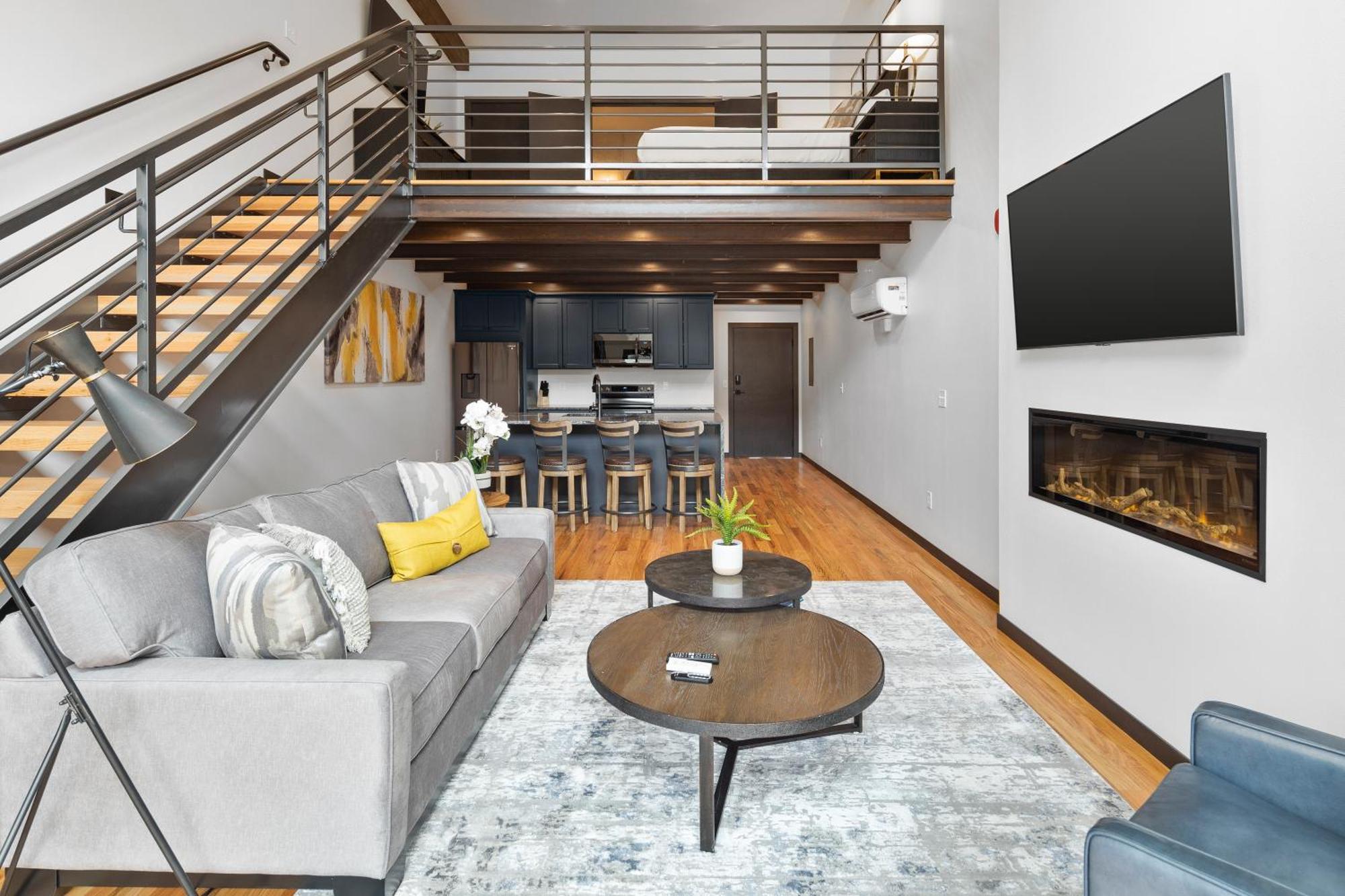 Апартаменты Mcgregor & Main - Luxury Lofts Хилл-Сити Экстерьер фото