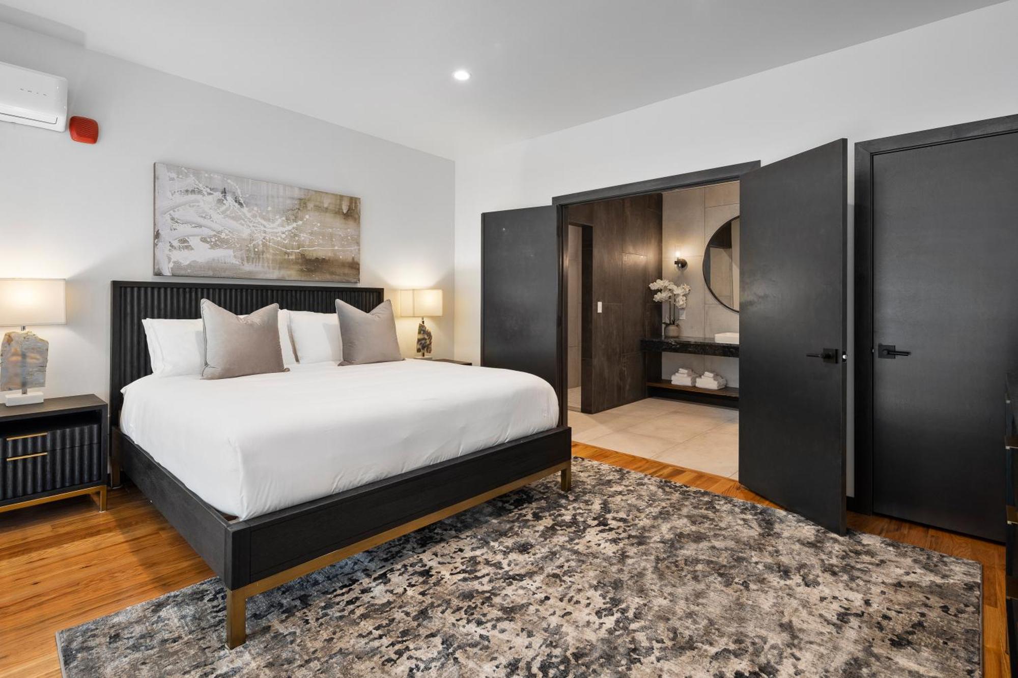Апартаменты Mcgregor & Main - Luxury Lofts Хилл-Сити Экстерьер фото